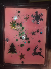Load image into Gallery viewer, Clamshells - Designs may vary