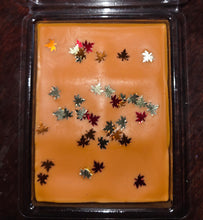 Load image into Gallery viewer, Clamshells - Designs may vary
